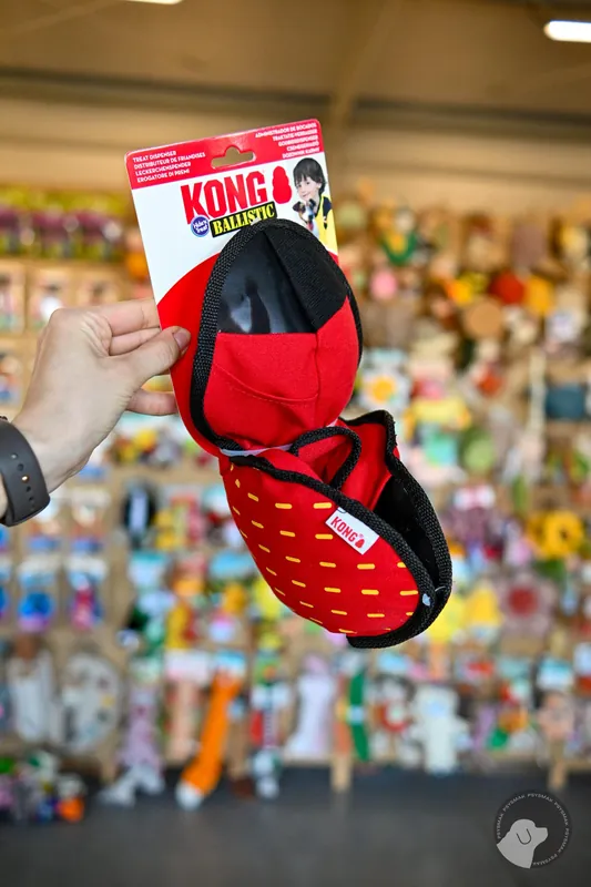KONG Ballistic Hide’n Treat – szmaciana kula smakula L Zamów dziś
