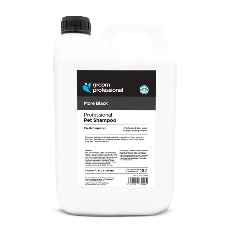 Wyprzedaż Groom Professional More Black 4 l - szampon dla czarnej i ciemnej sierści